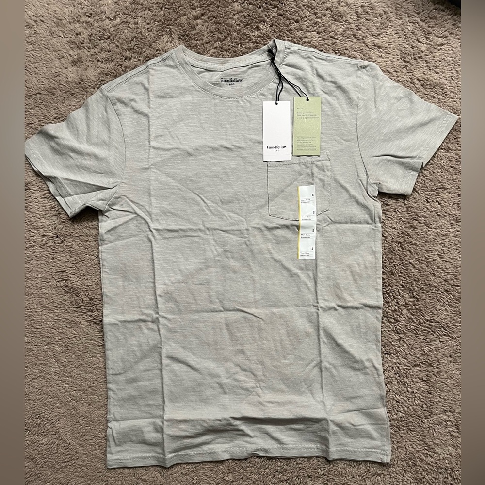 Goodfellow & Co Men Standard Fit Short Sleeve T-Shirt Gray Size Small shirt